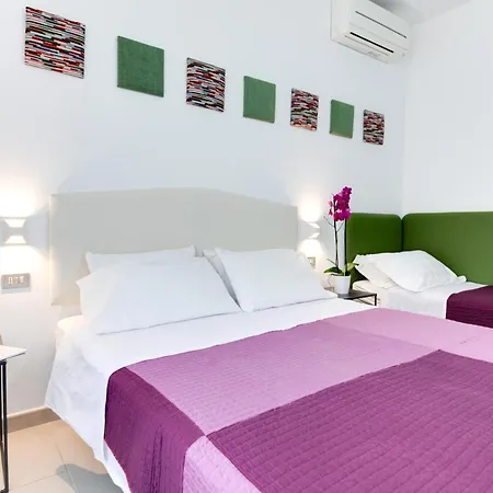 Apartmanhotel Diffuso Arcobaleno 4*