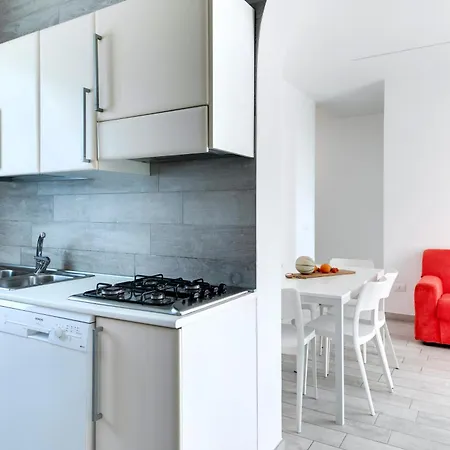 Aparthotel Diffuso Arcobaleno 4*
