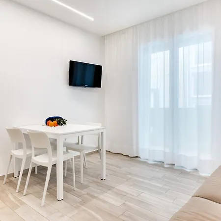 Diffuso Arcobaleno Aparthotel 4*